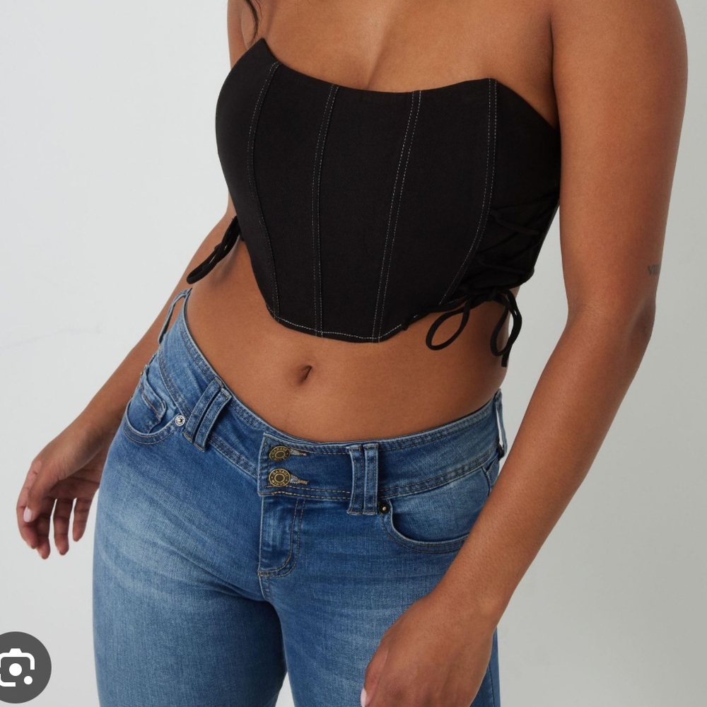 Garage Lace-Up Corset Top 🖤